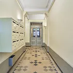 Residence Center Of Paris By Studio Prestige